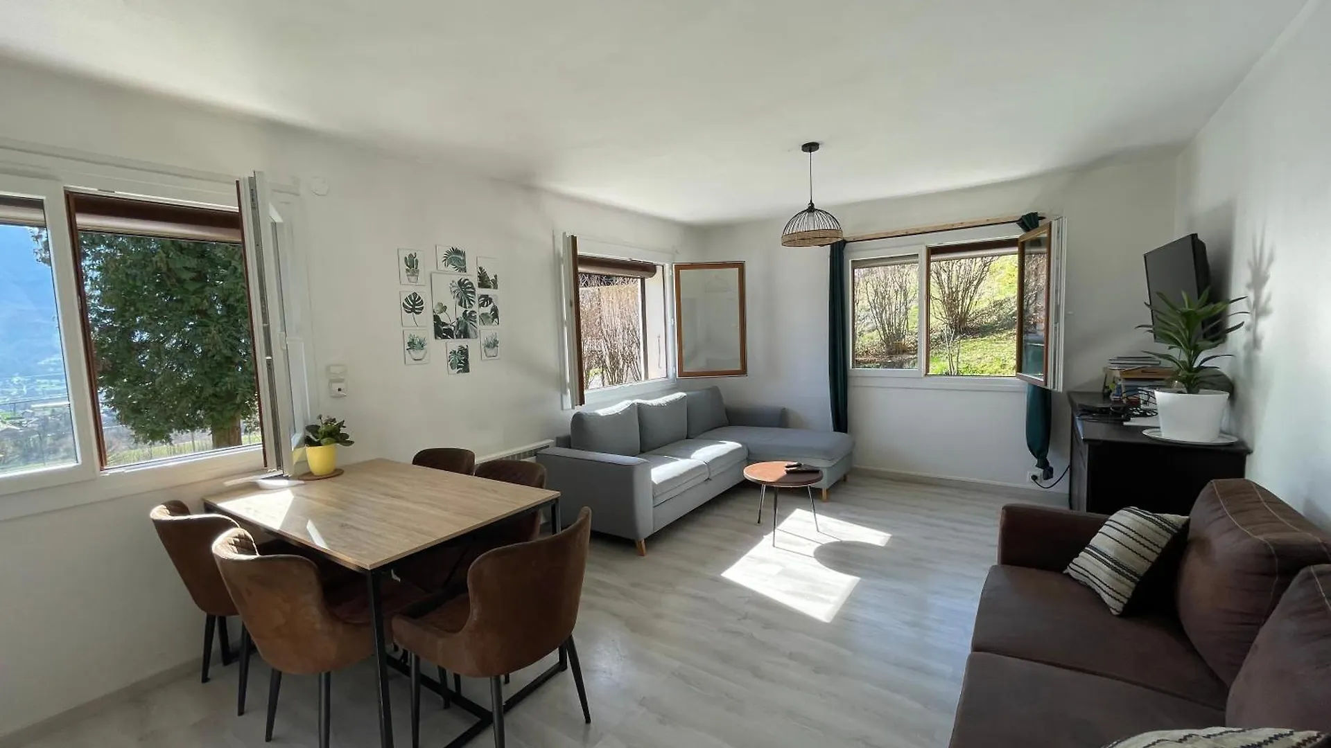 Апартаменты Petit Logement Cosy Dans Maison Au Calme Verrens-Arvey